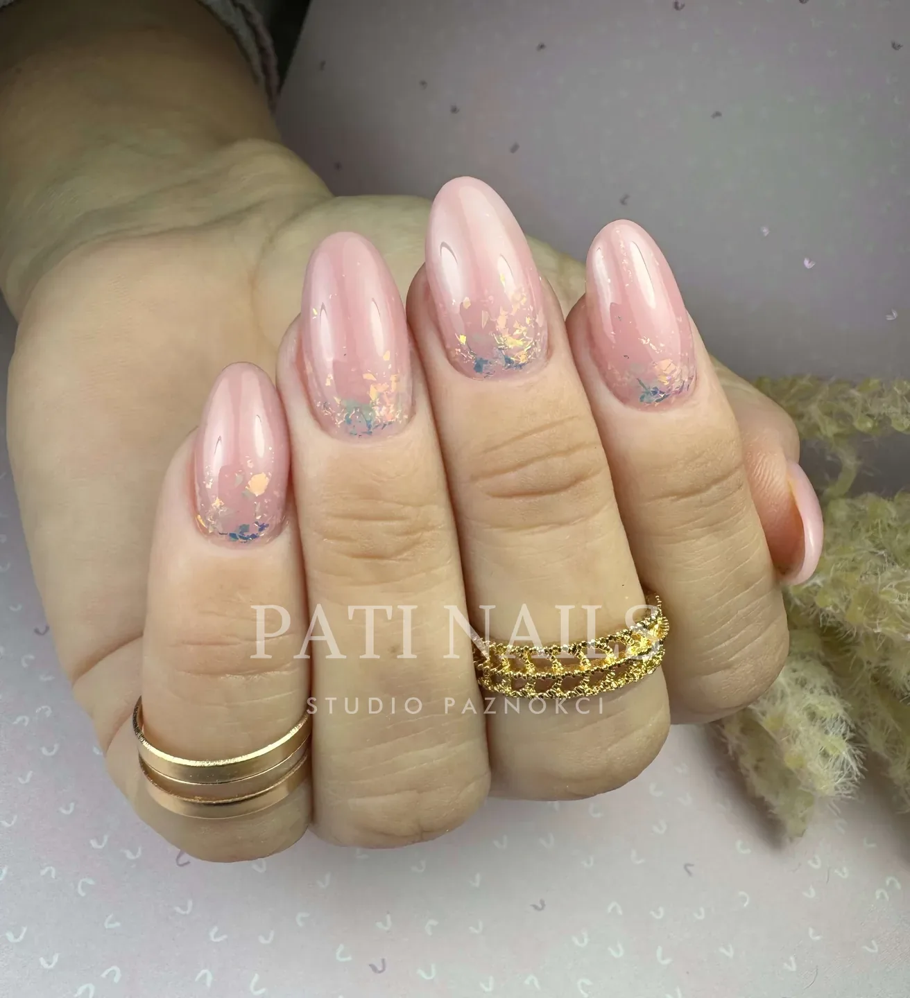 Stylizacja żelowa — realizacja PATI NAILS Studio Paznokci