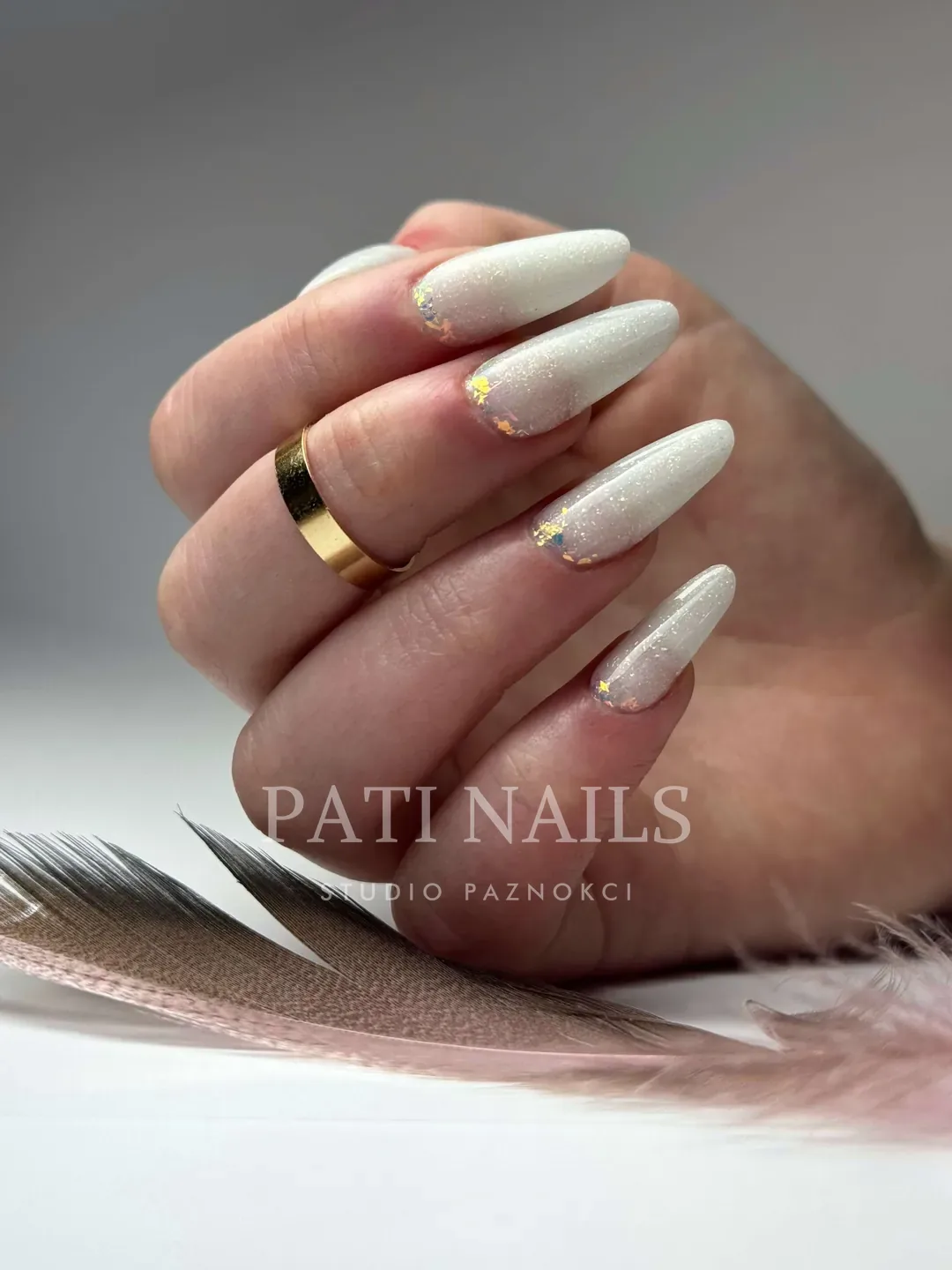 Stylizacja żelowa — realizacja PATI NAILS Studio Paznokci