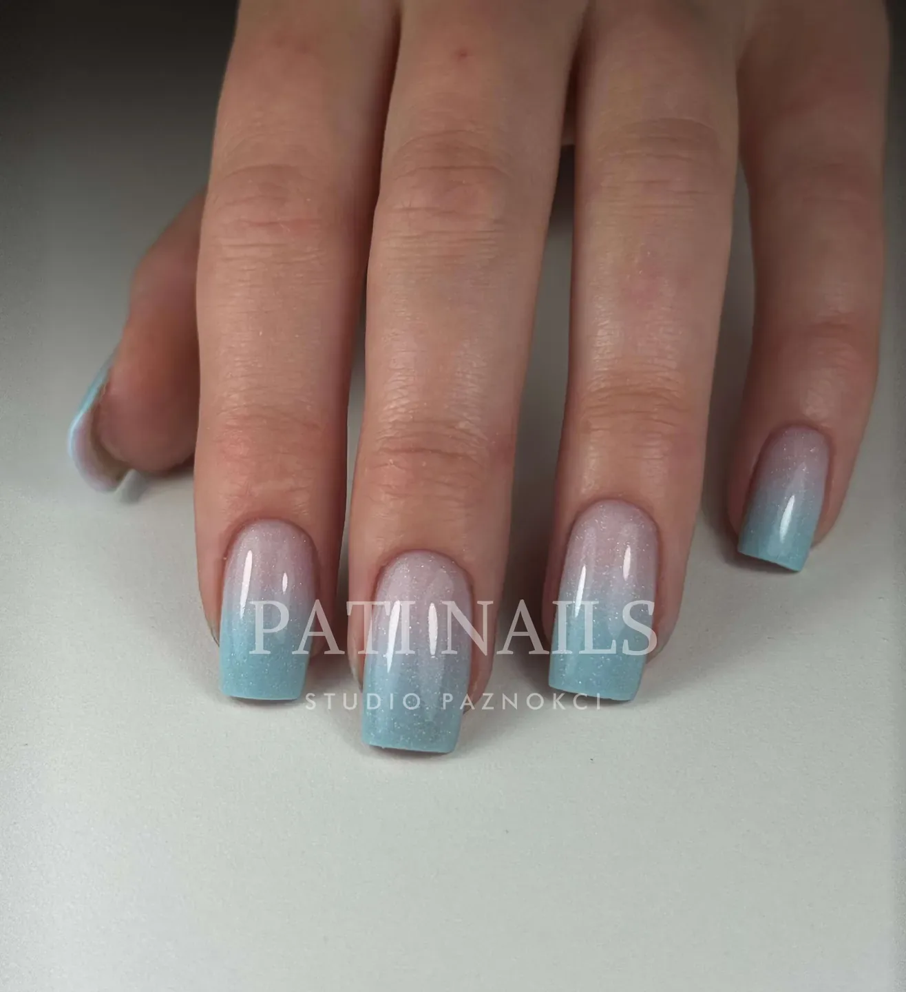 Dodatkowe zdobienia — realizacja PATI NAILS Studio Paznokci
